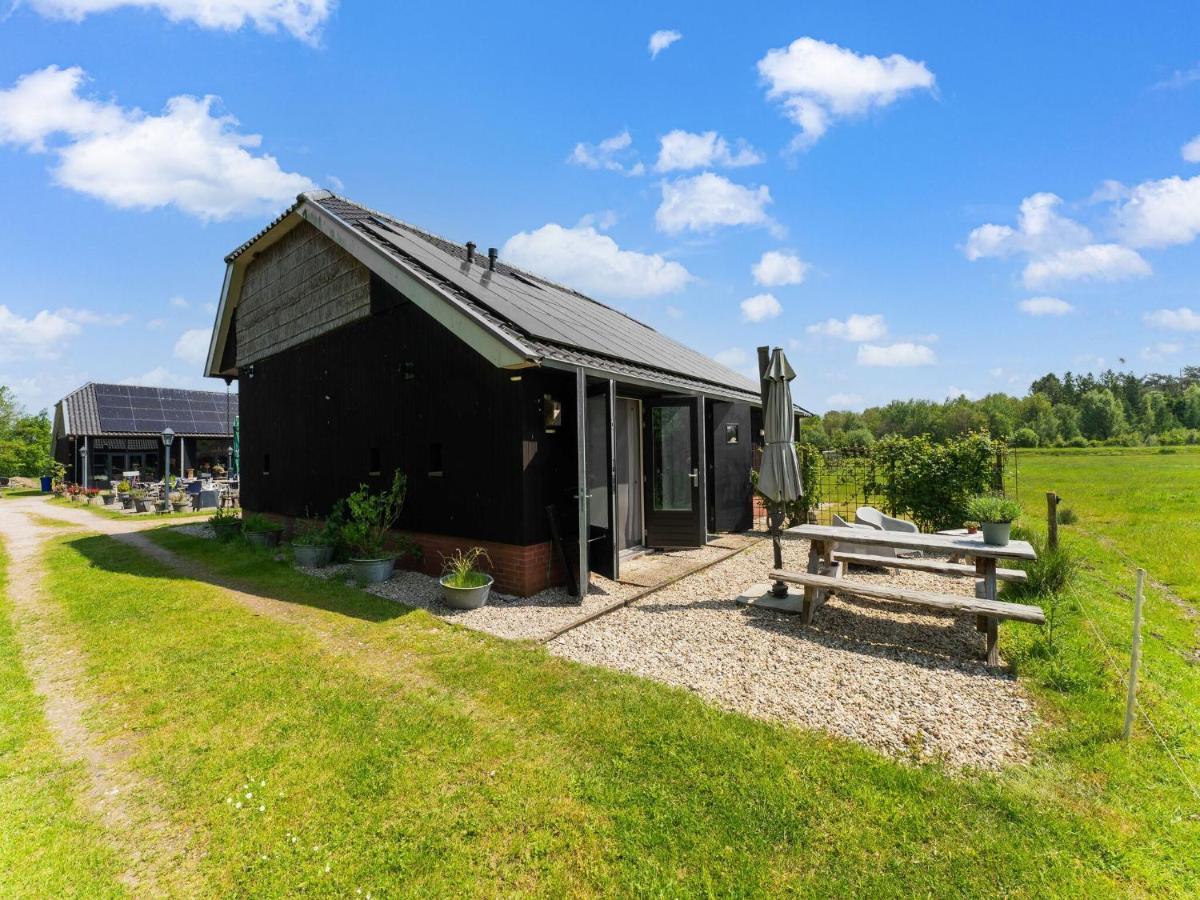A Lovely Cottage On The Dwingelderveld Nature Park Beilen Exterior foto